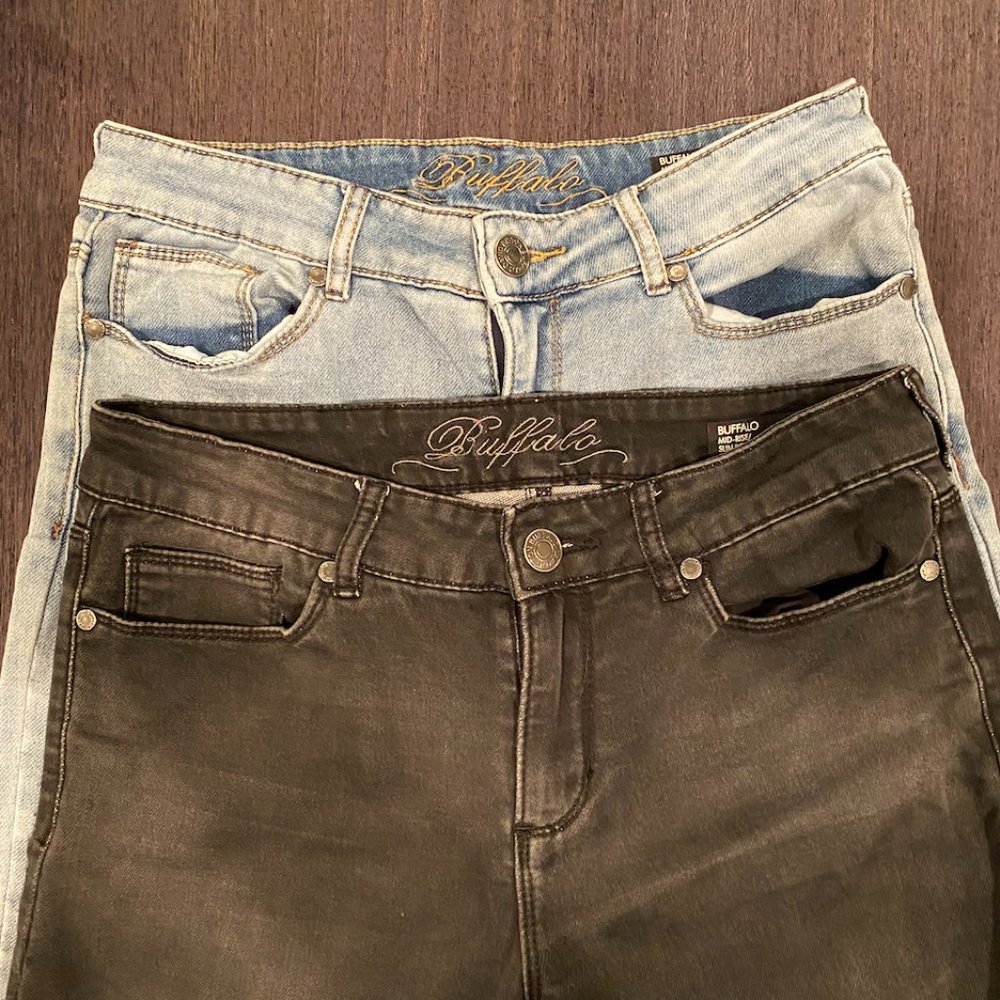 2 FOR 1! Buffalo Mid Rise Slim Boyfriend Mimi Jeans Black and Blue Wash Sz 4/27